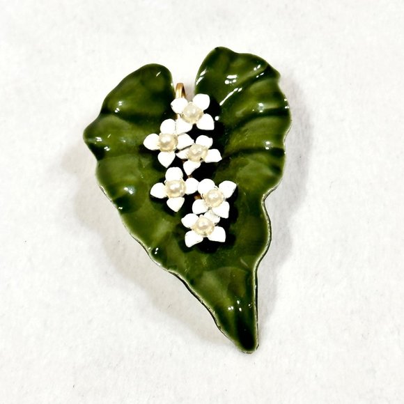 Vintage Enameled Leaf Brooch/Pin - Picture 4 of 6